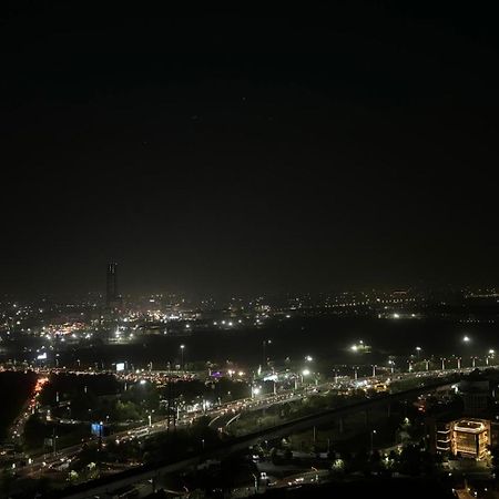 Countryside Luxury Suites - Supernova Noida نيودلهي المظهر الخارجي الصورة