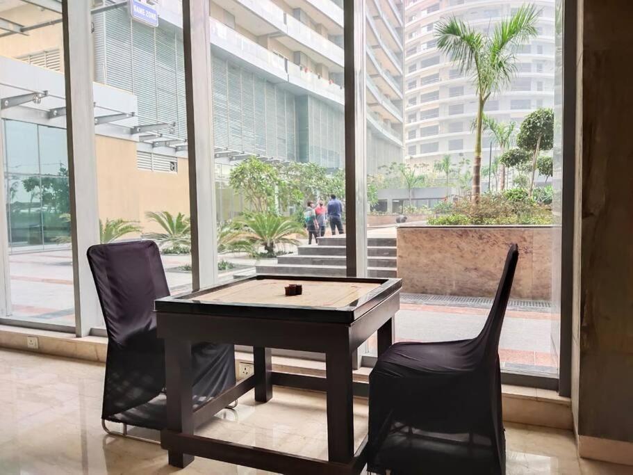 Countryside Luxury Suites - Supernova Noida نيودلهي المظهر الخارجي الصورة